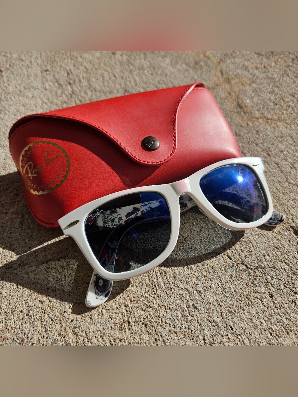Ray-Ban Wayfarer Rare Prints Series 8 London Edition